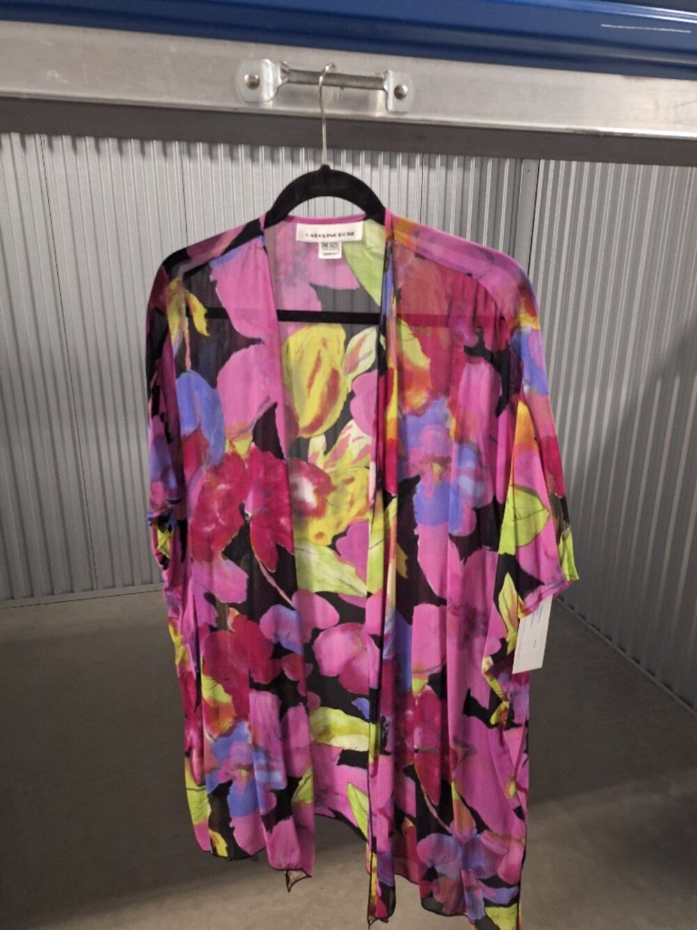 Caroline Rose Multi-cilor Flower print one-size sheer jacket